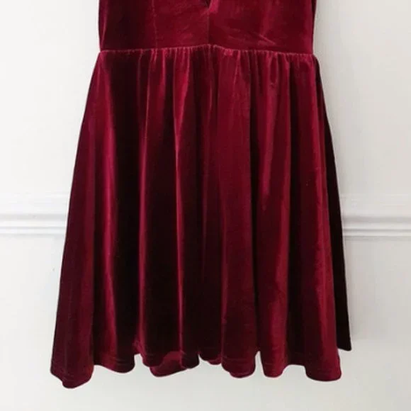 NWT Urban Outfitters Lucca size small gorgeous burgundy velvety mini dress - Picture 5 of 5